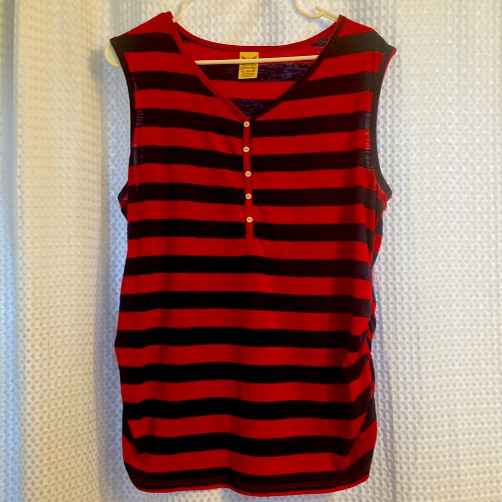 Women’s muscle shirt